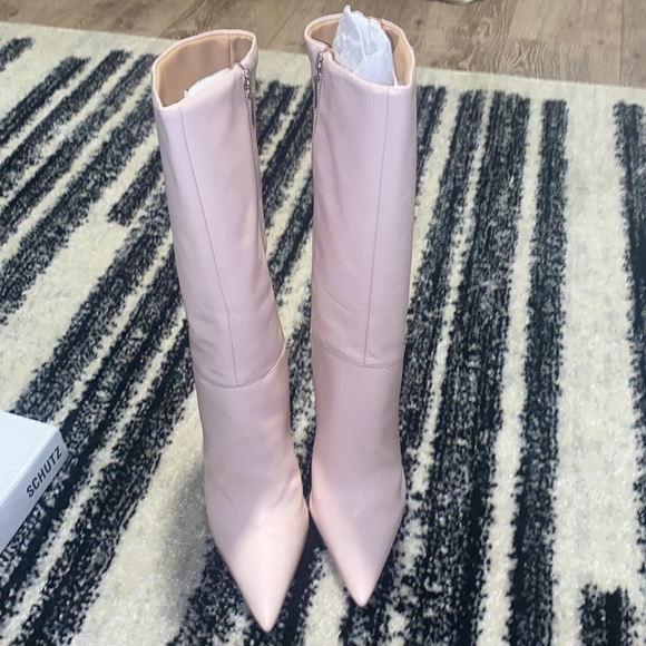 Schutz Boot, Pointy bootie size 8 NWT - Picture 9 of 10
